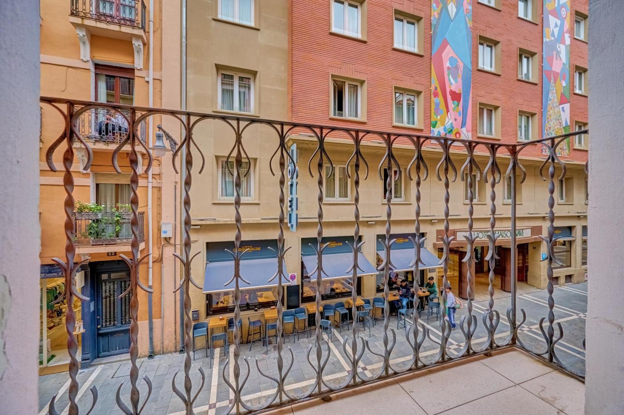 Centro Historico Exterior, Calle Nueva Dos Balcones Pamplona Eksteriør billede