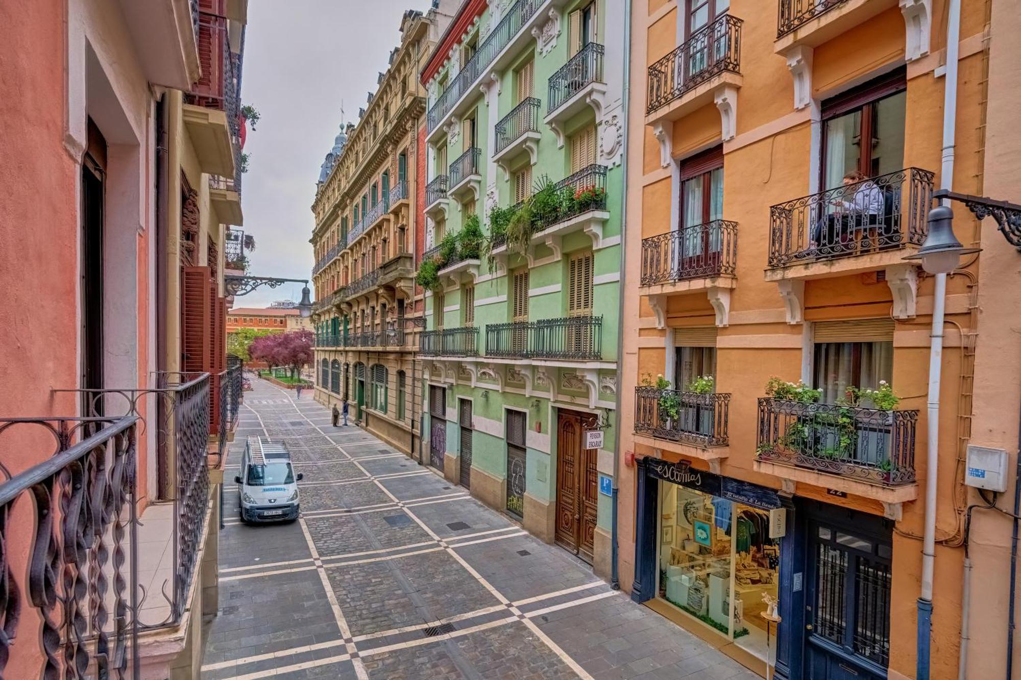 Centro Historico Exterior, Calle Nueva Dos Balcones Pamplona Eksteriør billede